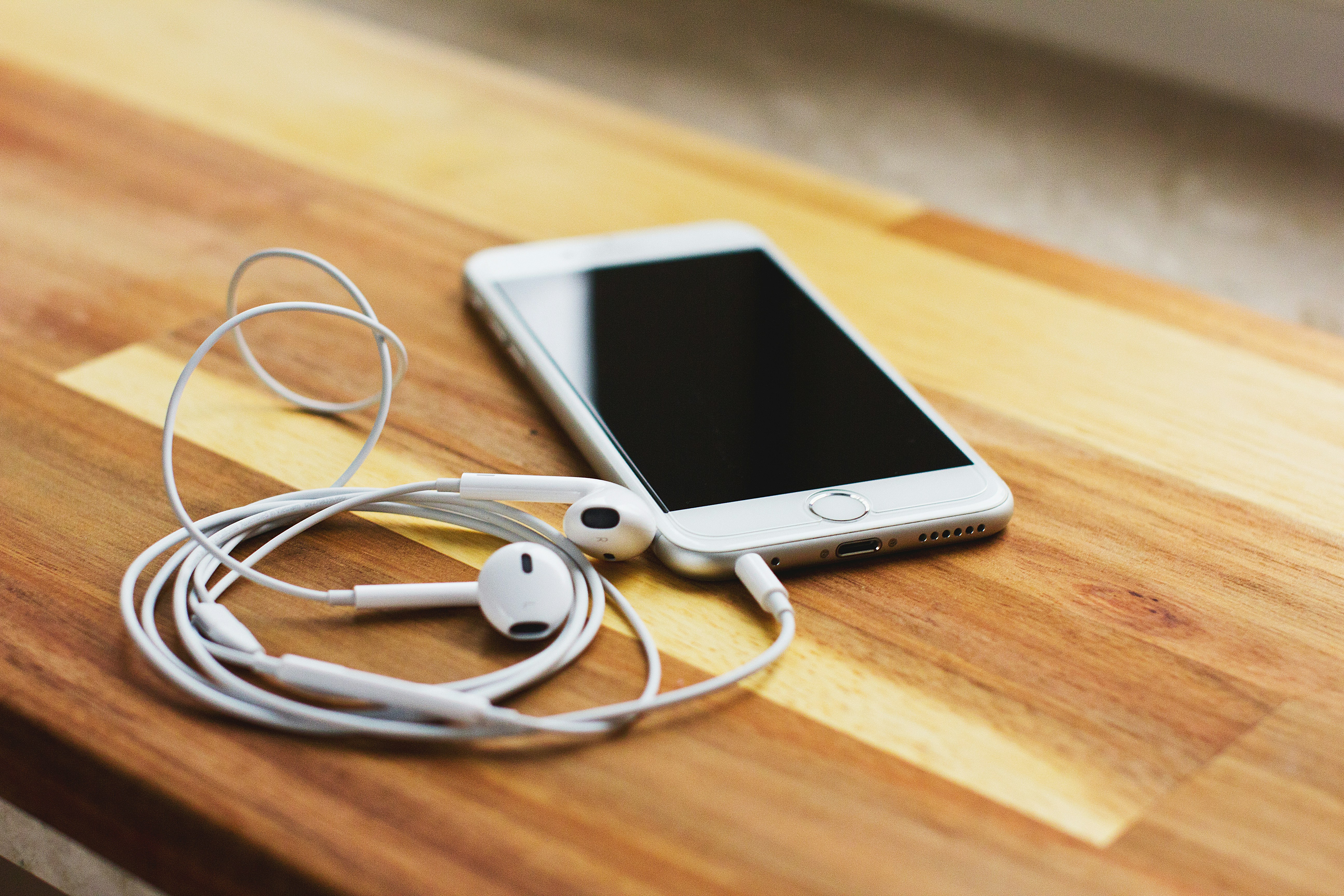 What Are the Most Common Causes of Hearing Loss? 6 img